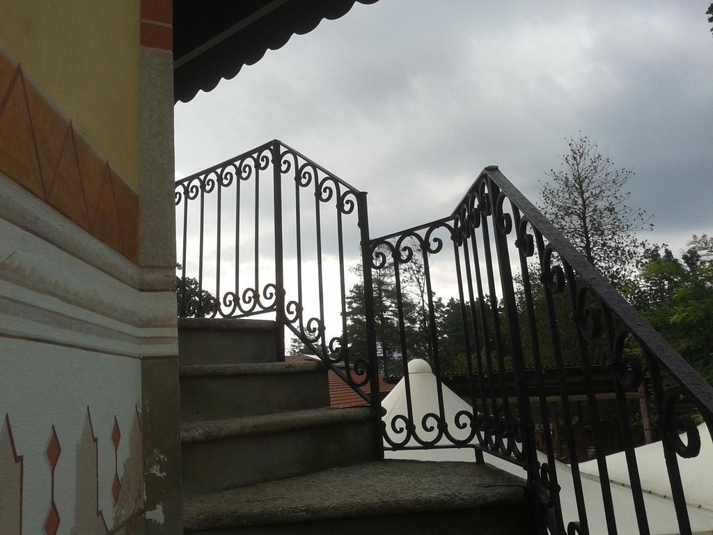 Agriturismo Villa Brugolta Lavena Ponte Tresa Bagian luar foto