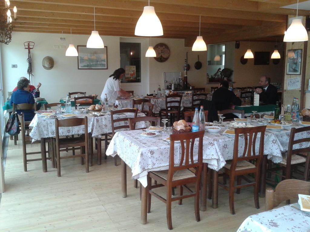 Agriturismo Villa Brugolta Lavena Ponte Tresa Bagian luar foto
