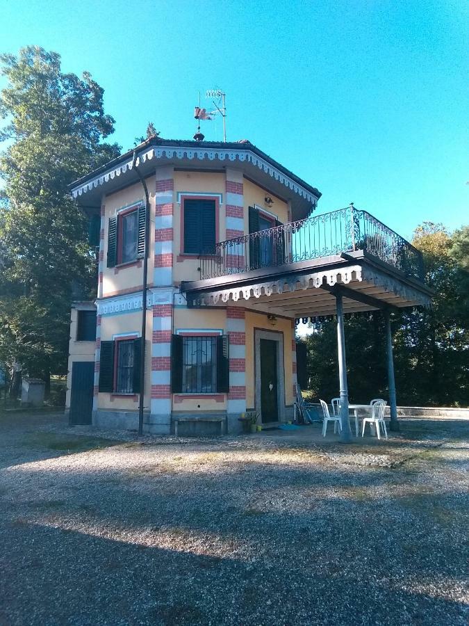 Agriturismo Villa Brugolta Lavena Ponte Tresa Bagian luar foto